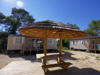 Mobile Home rental Prestige : 4 - 6 persons / 6 - 8 persons